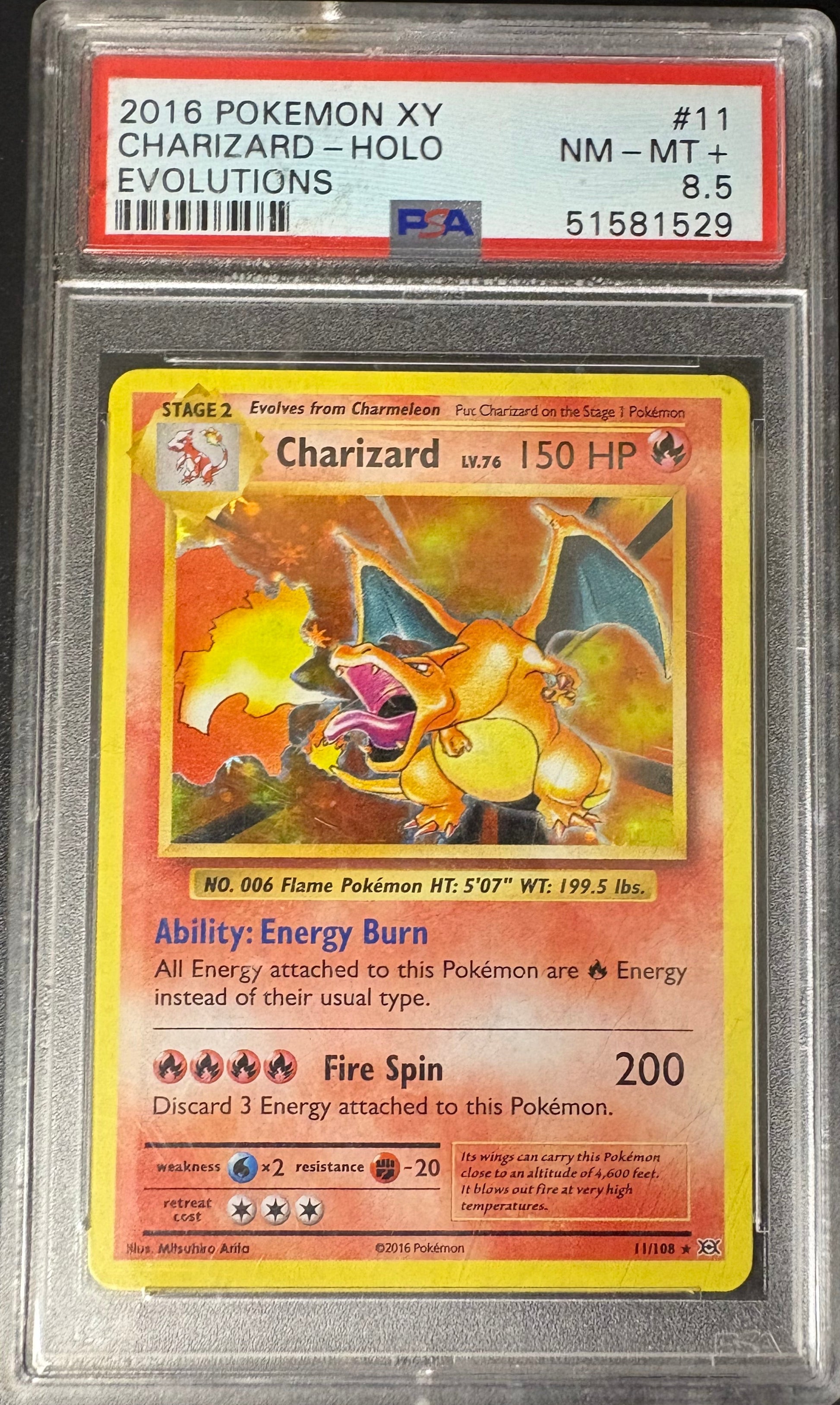 2016-charizard-holo