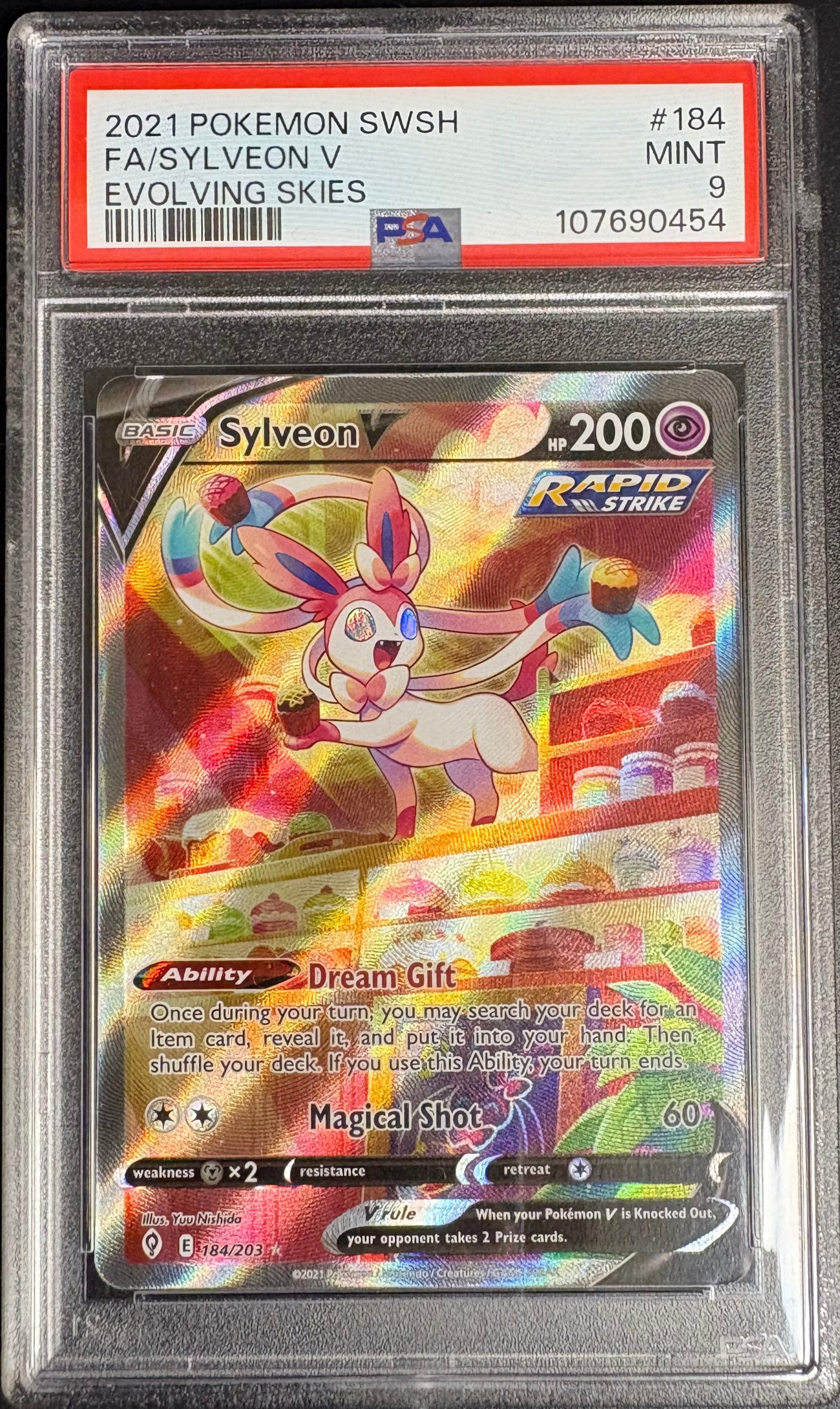 Sylveon V Evolving Skies 2021 Pokemon swsh [PSA 9]