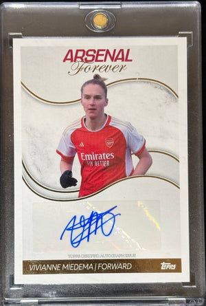 Vivianne Miedema Autogrammkarte - Topps Arsenal Forever 2023/24