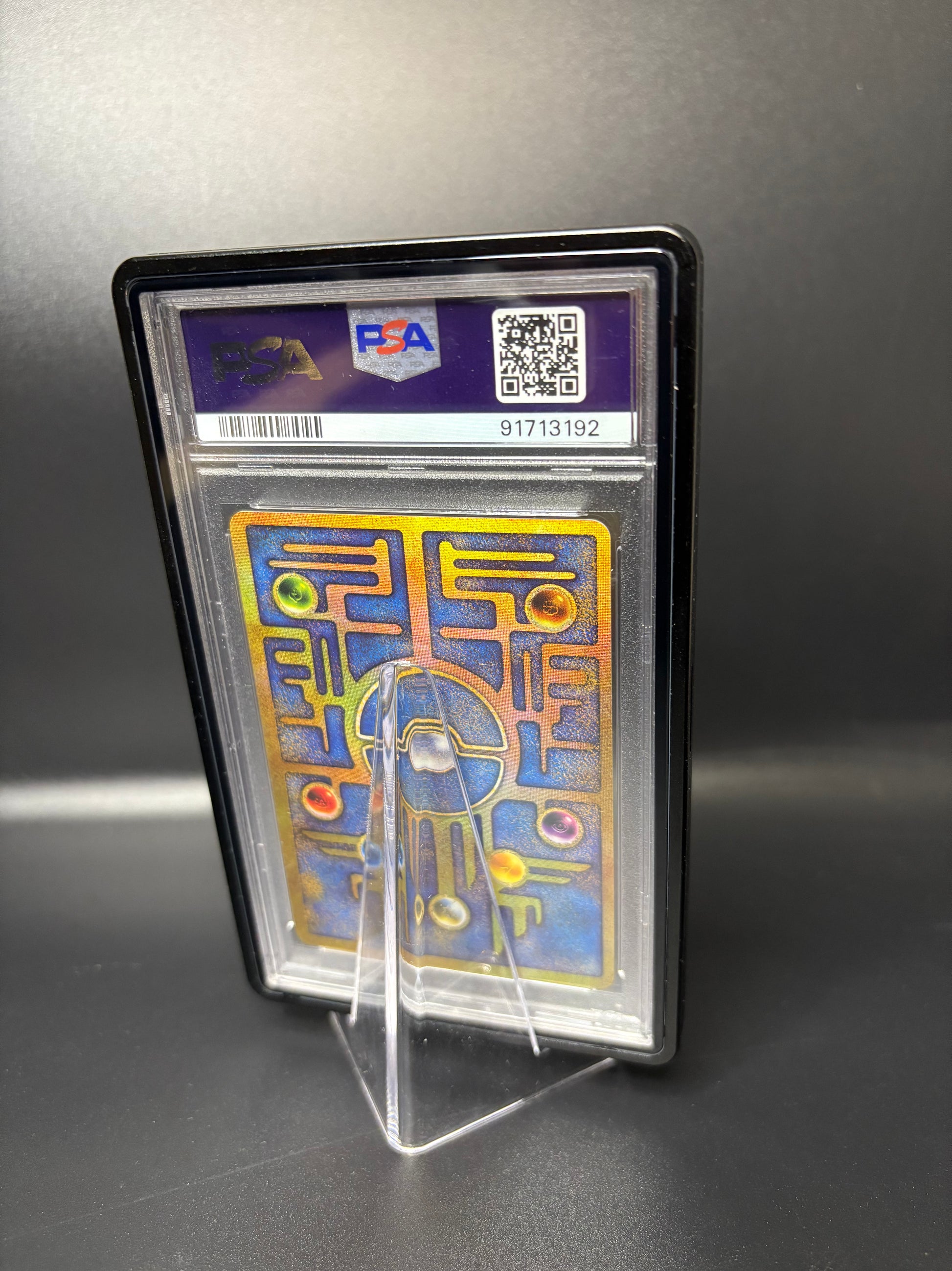 Graded Card Case Metall Schwarz – PSA Karten sicher & stilvoll schützen
